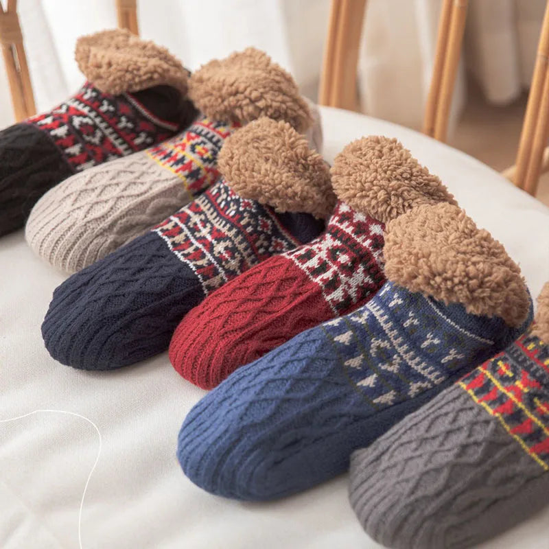 Snow Pattern Winter Floor Socks – Cosy Feet, Festive Vibes
