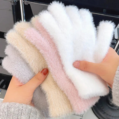 Soft Plush Winter Gloves for Women – Everyday Cozy Essential