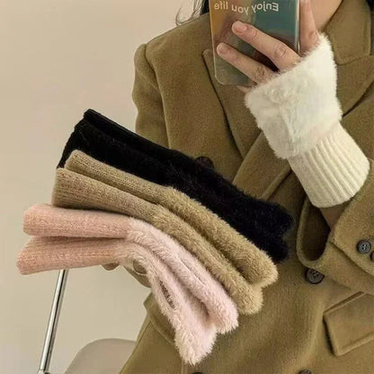 Plush Cozy Fingerless Gloves for Women – Warmth with Elegance