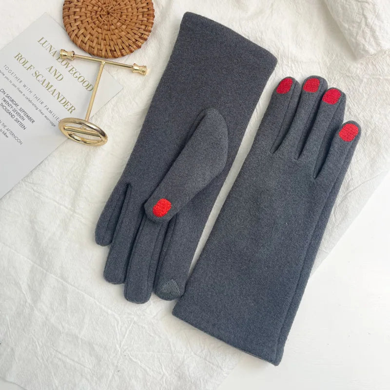 Touch Screen Winter Gloves with Nail Polish Design – Stylish & Functional
