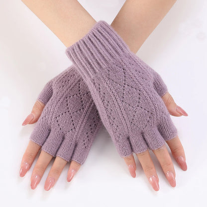 Soft Knit Fingerless Gloves – Cozy Warmth, Full Dexterity