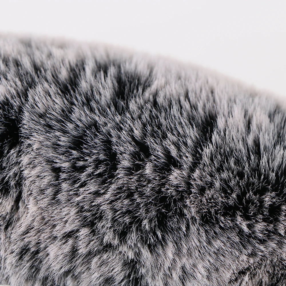 Plush Winter Steering Wheel Cover – Make Every Cold Drive Comfortable