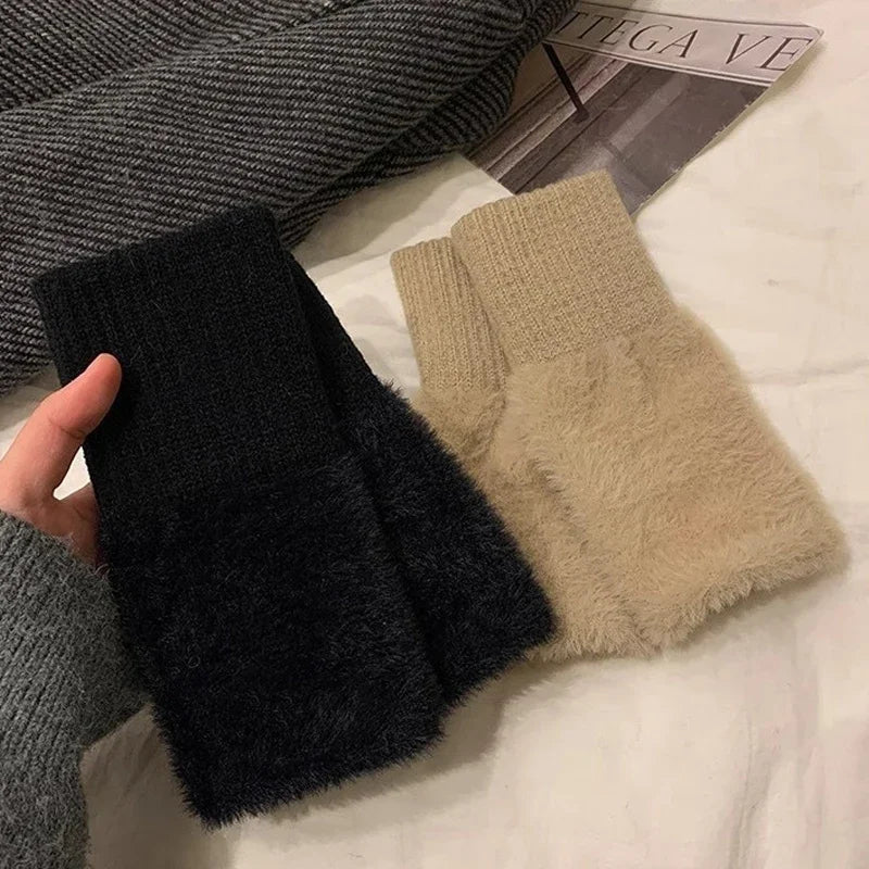Plush Cozy Fingerless Gloves for Women – Warmth with Elegance