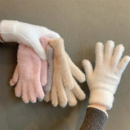 Soft Plush Winter Gloves for Women – Everyday Cozy Essential