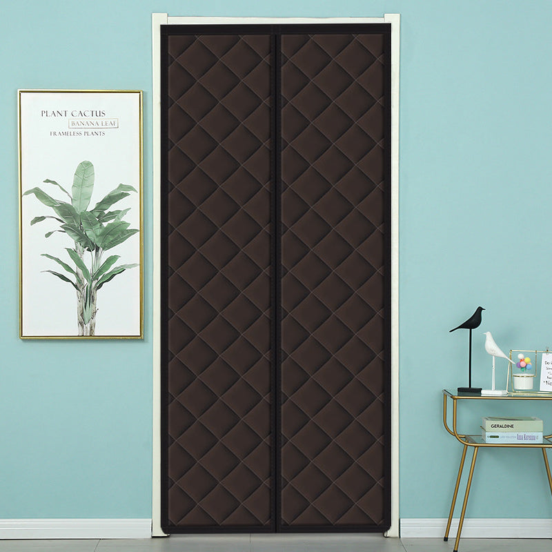 Magnetic Door Insulation Curtain – Stop Drafts, Cut Energy Bills