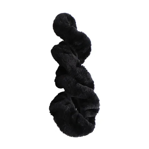 Plush Winter Steering Wheel Cover – Make Every Cold Drive Comfortable