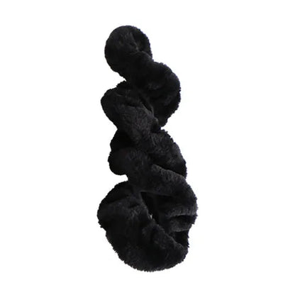 Plush Winter Steering Wheel Cover – Make Every Cold Drive Comfortable