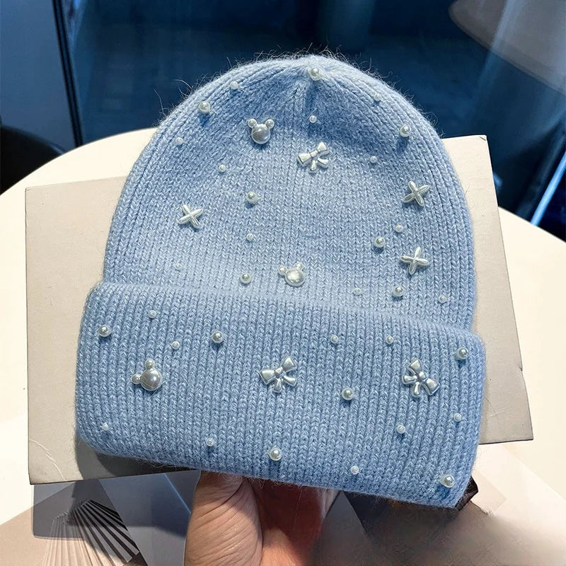 Pearl Accent Knit Beanie – Warm Hat With a Touch of Elegance
