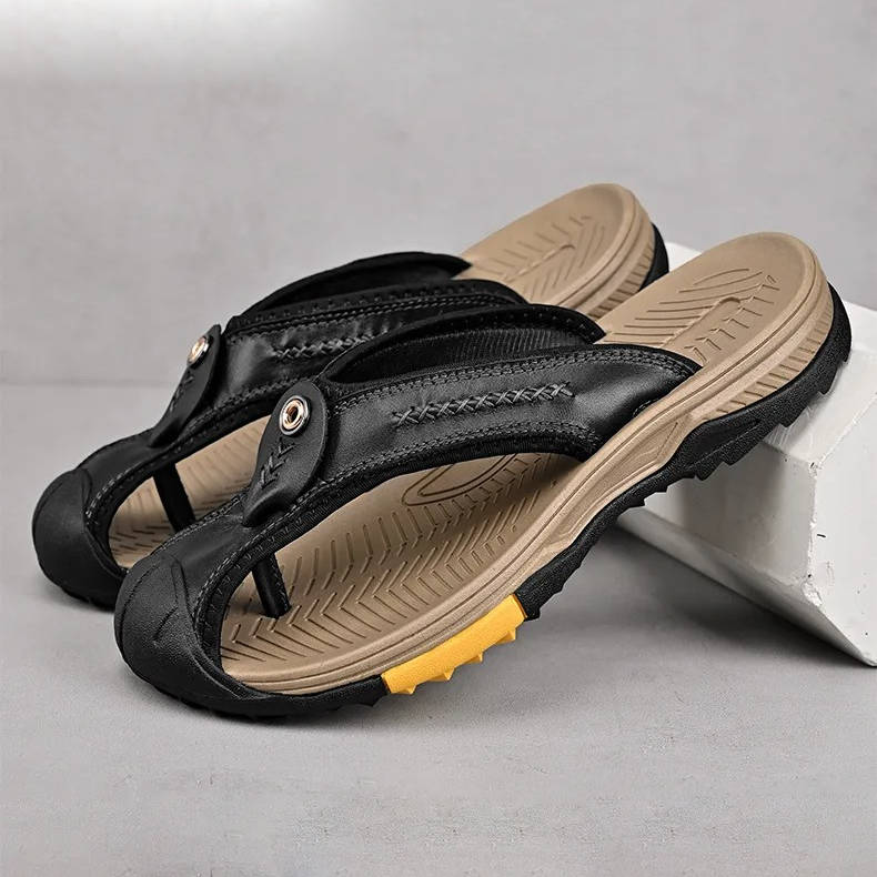 Water-Resistant Toe-Ring Flip Flops for Men – Beach-Proof All Summer