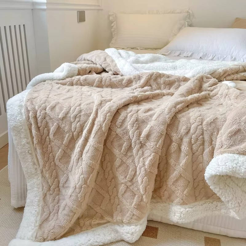 Ultra-Soft Fleece Blanket – Cozy Warmth, Zero Chill