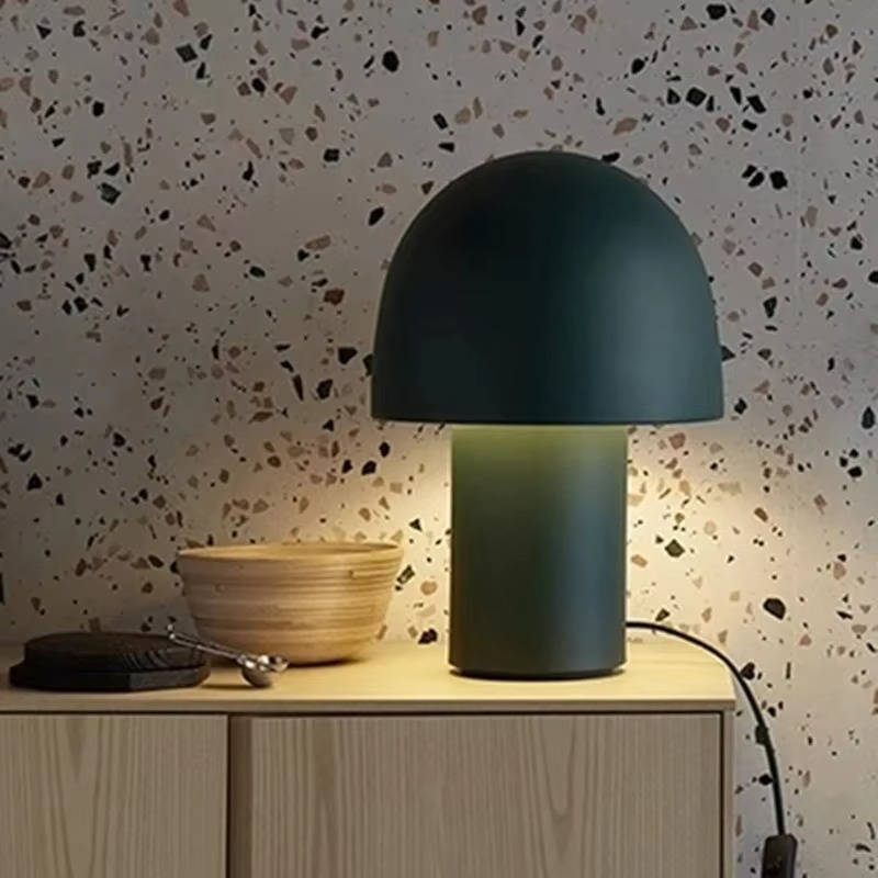 Modern Wireless Table Lamp – Soft Light, No Cords