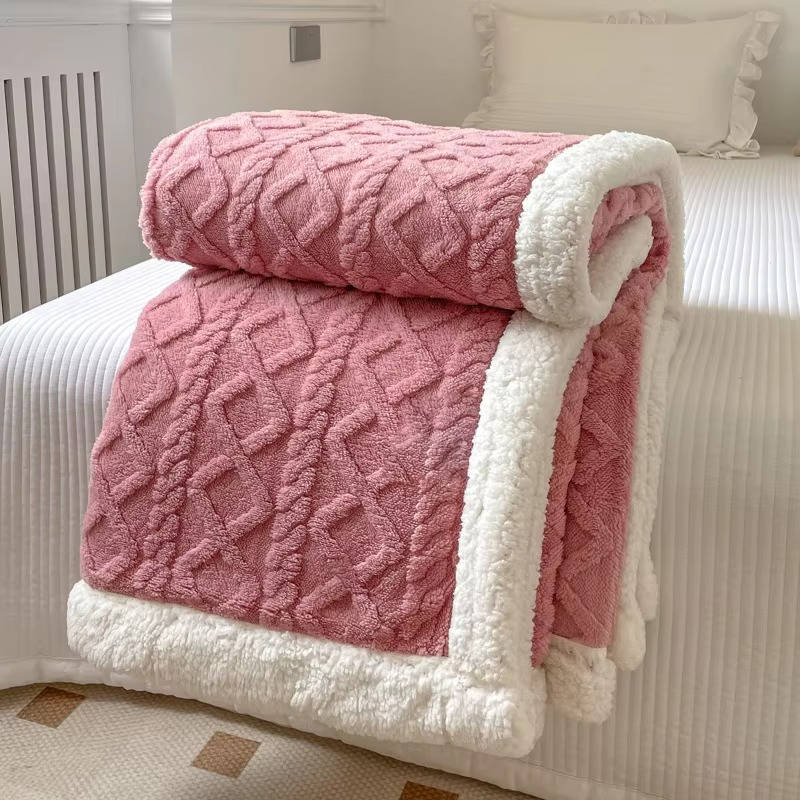 Ultra-Soft Fleece Blanket – Cozy Warmth, Zero Chill