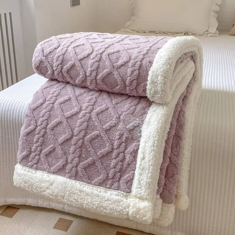Ultra-Soft Fleece Blanket – Cozy Warmth, Zero Chill