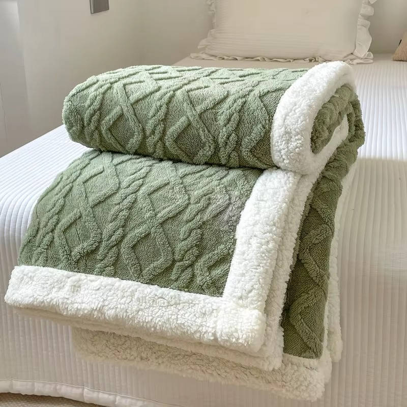 Ultra-Soft Fleece Blanket – Cozy Warmth, Zero Chill