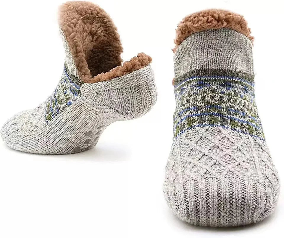 Snow Pattern Winter Floor Socks – Cosy Feet, Festive Vibes