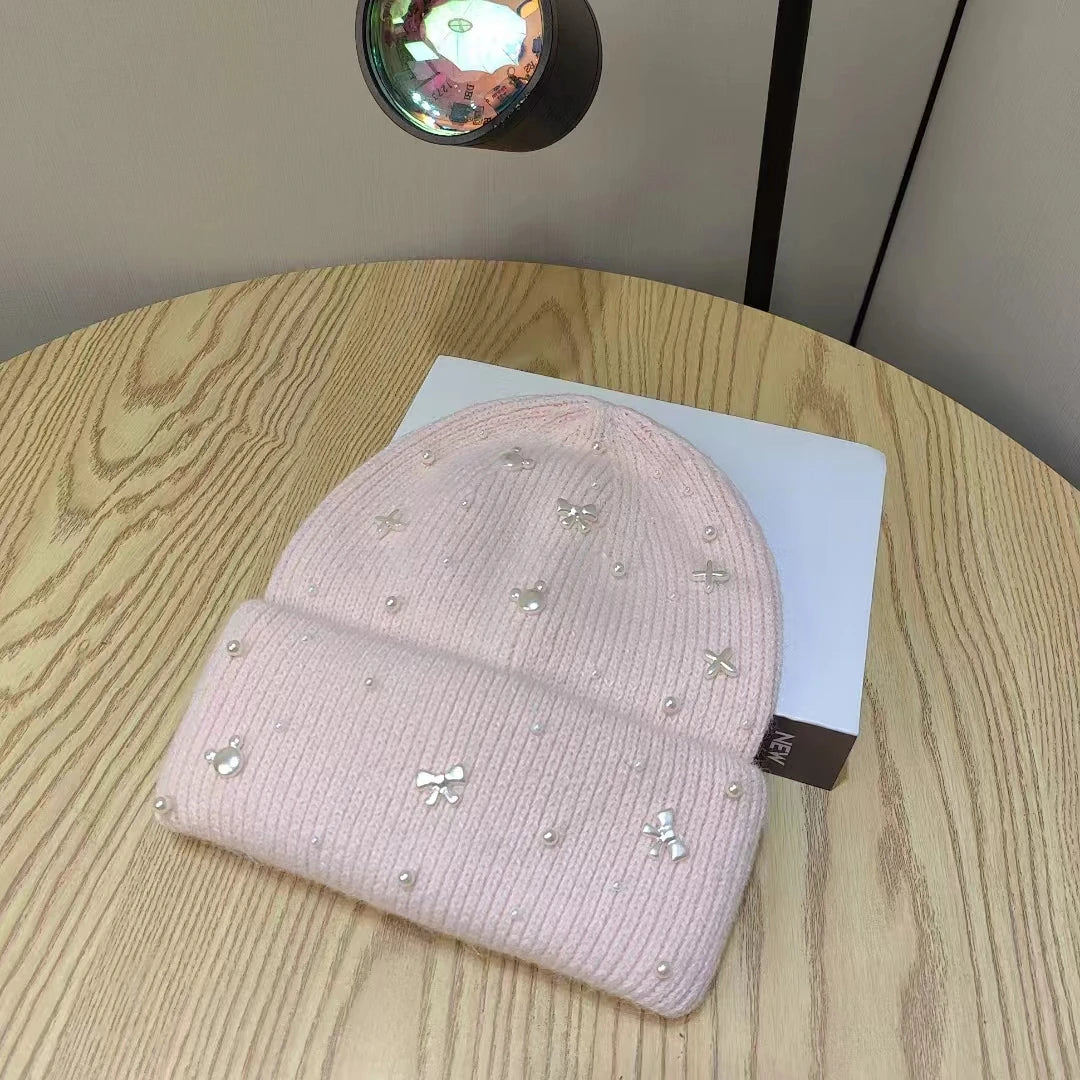Pearl Accent Knit Beanie – Warm Hat With a Touch of Elegance