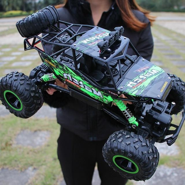 4x4 Rock Crawler Monster Truck – Built for Rough Terrain, Made for Fun
